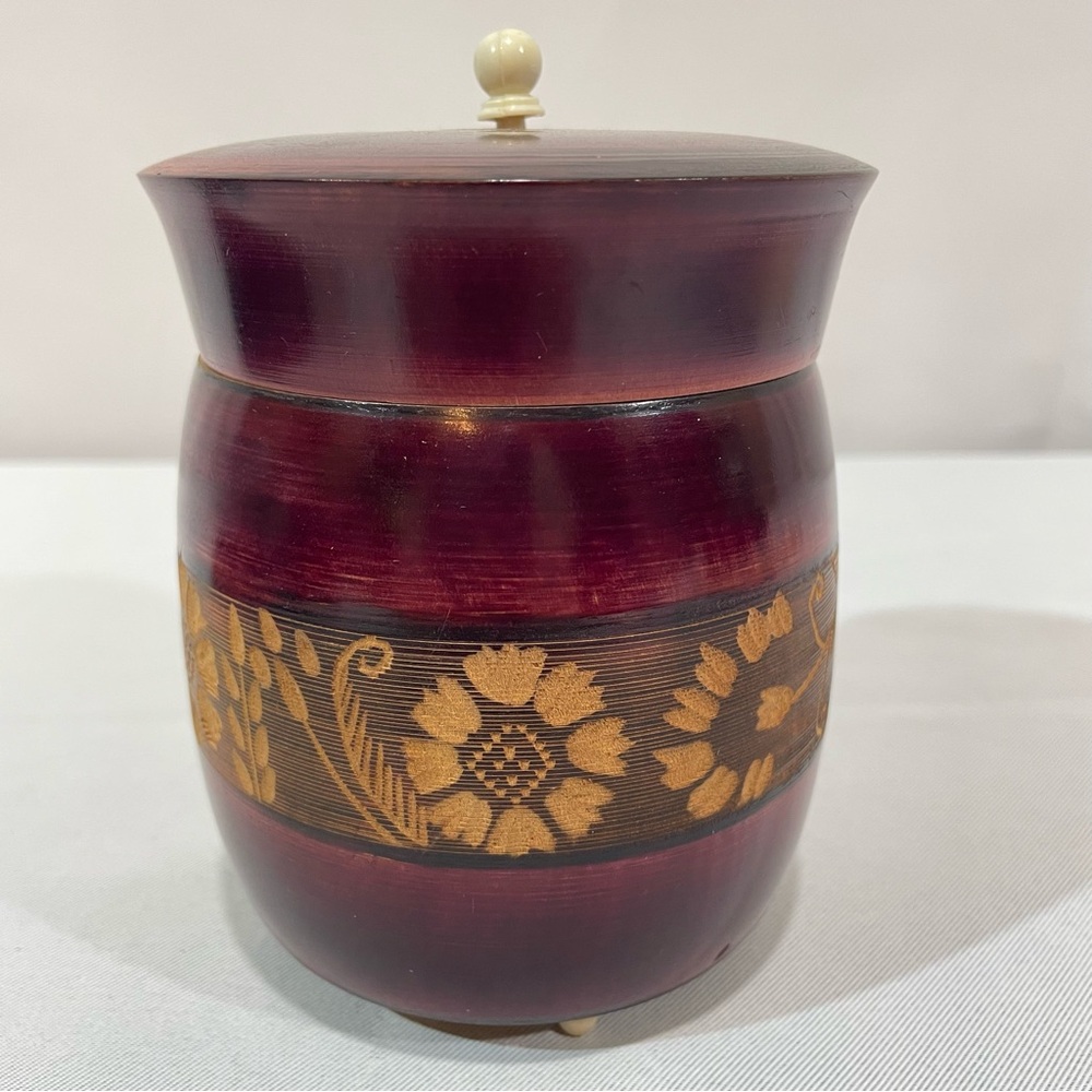 Hamdcrafted Wooden Jar Box with lid Floral Hand Carved band - Picture 2 of 13